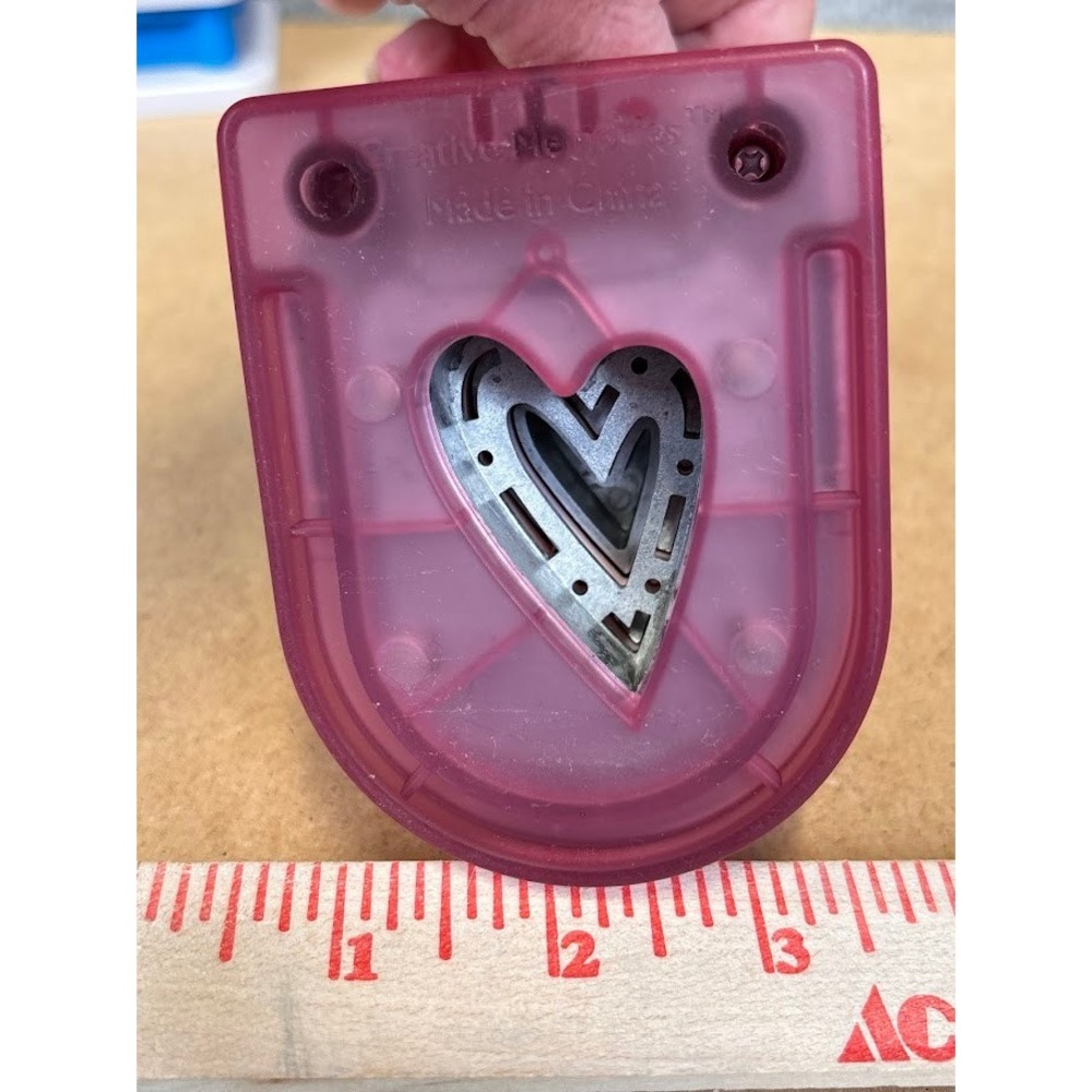 Creative Memories Decorative Heart Paper Punch Purple Scrapbooking Tool